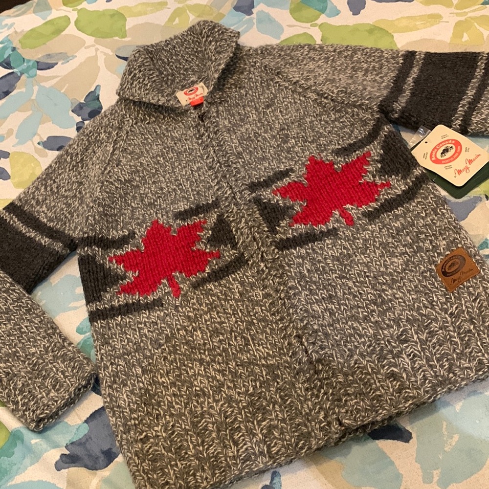 Roots hockey sweater